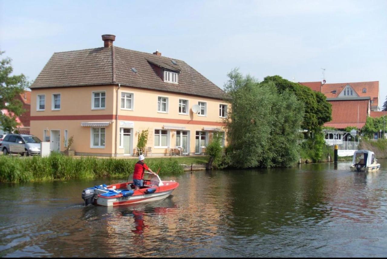 Ferienwohnungen Direkt An Der Elde Lubz Ngoại thất bức ảnh